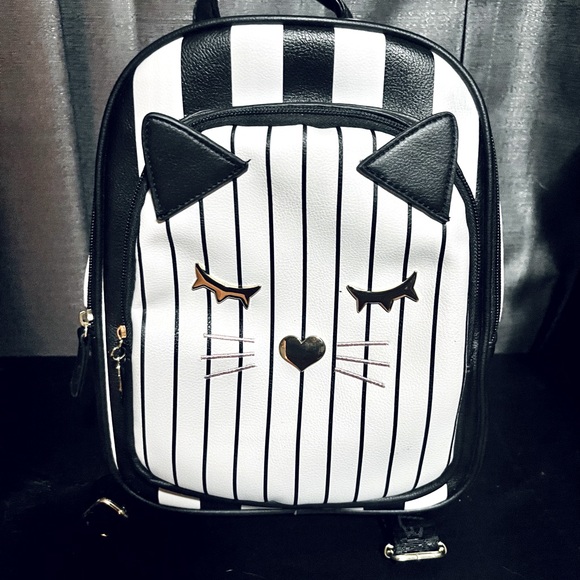 “Luv Betsey” Betsey Johnson Mini-Backpack. - Picture 1 of 5